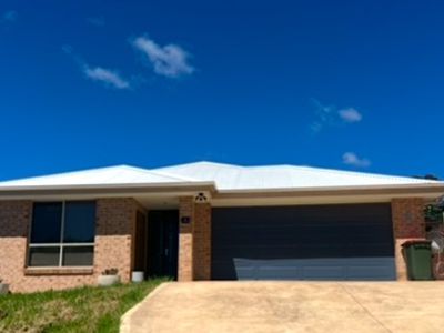 6 Patrick Close, Blayney