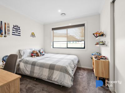 2 Longmore Street, Kangaroo Flat