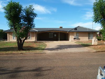 11 Daniel Keane Crescent, Gunnedah