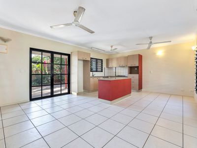 2 / 12 Margaret Street, Stuart Park