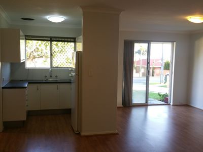6/7 Fletcher Street, Yokine