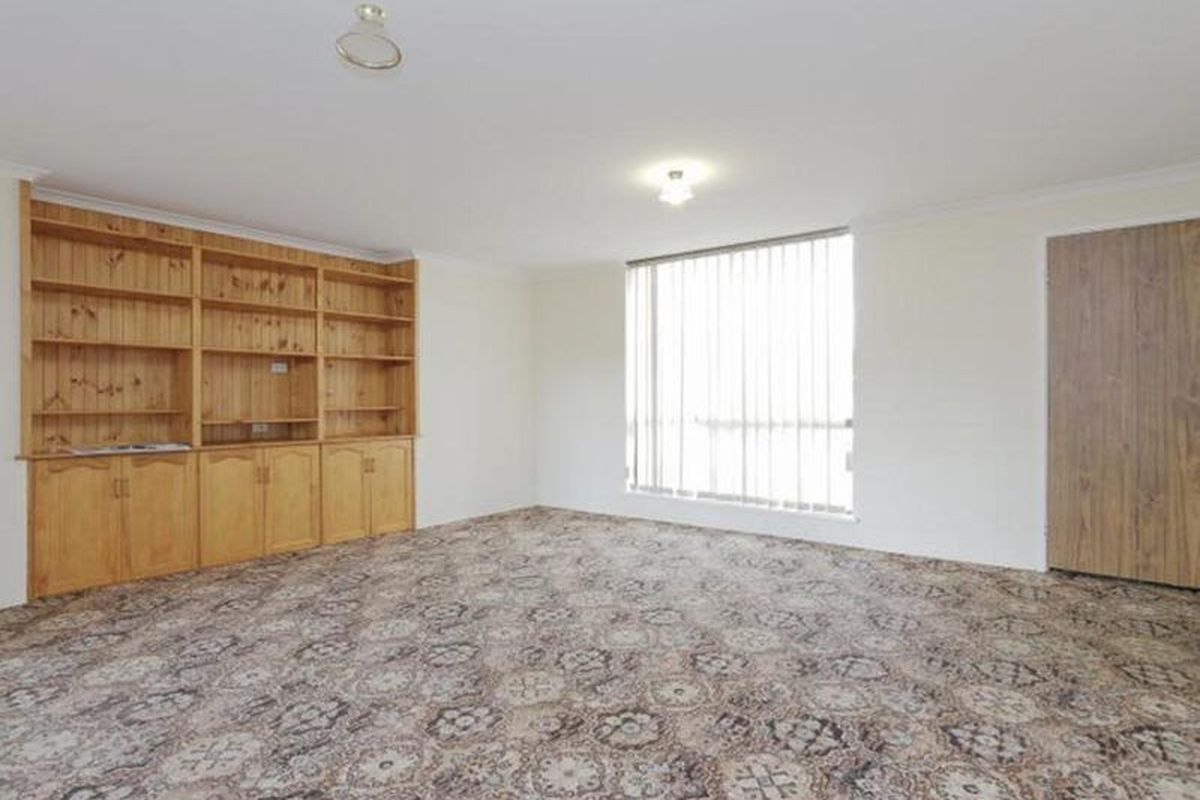 7 Hughenden Drive, Thornlie