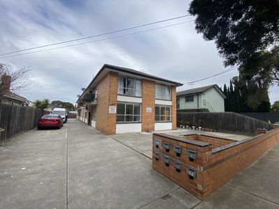 3 / 1 Hampton Parade, West Footscray