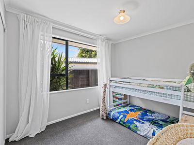 6 Gates Lane, Woolston