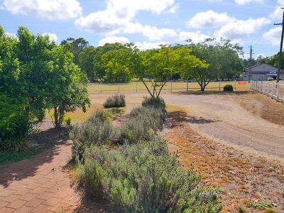 8 Elk Street, Nanango