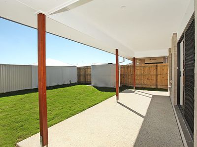 80 Bells Reach Drive, Caloundra West