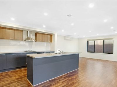 8 Wicker Street, Werribee
