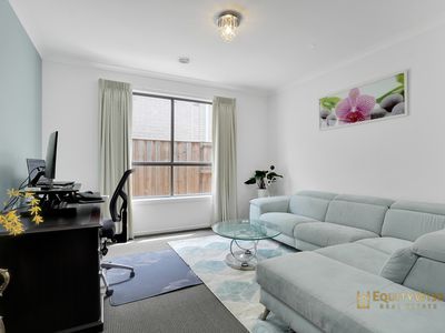 25 Praline Street, Manor Lakes