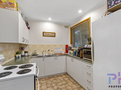 1 / 115 Havlin Street East, Flora Hill