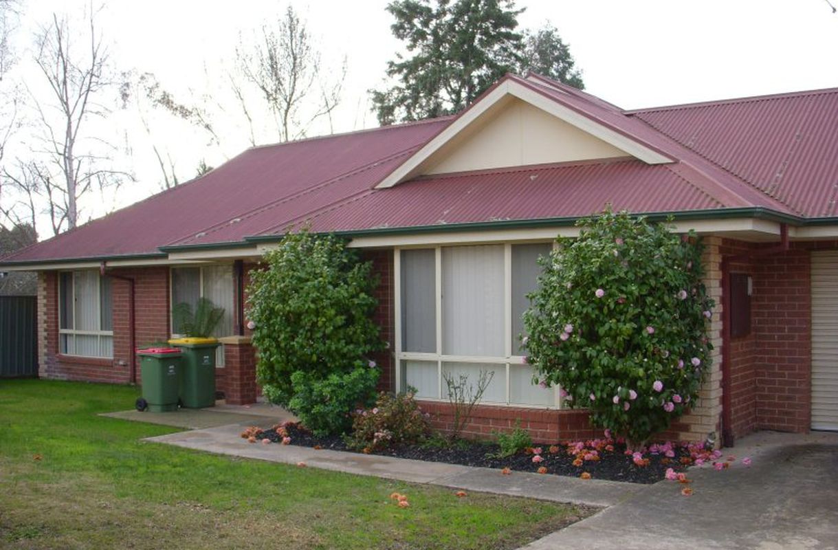 2 / 23 Curia Street, Mansfield Clark & Co Real Estate