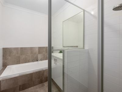 13 Egrove Lane, Piara Waters