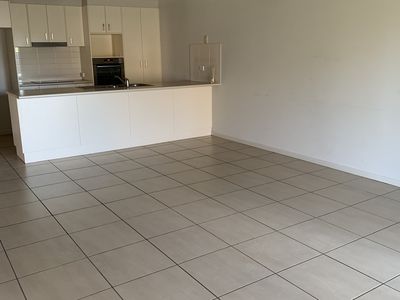 2 / 32 Herd Street , Caboolture