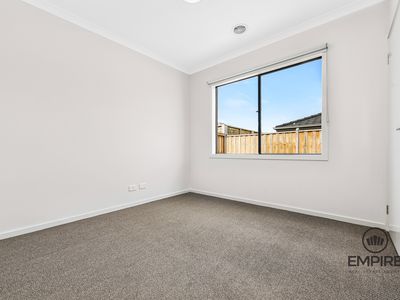 28 Lucid Crescent, Clyde