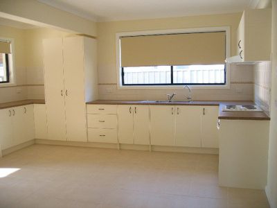 24 SHAKESPERE STREET, Heathcote