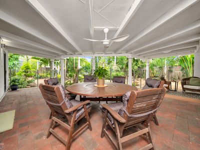 7 Carbeen Close, Holloways Beach