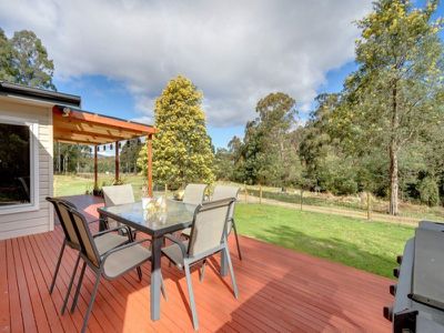 27 Sharpes Road, Crabtree