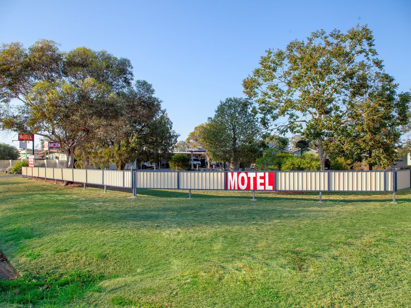 Mitchell Motel and Cabin Park