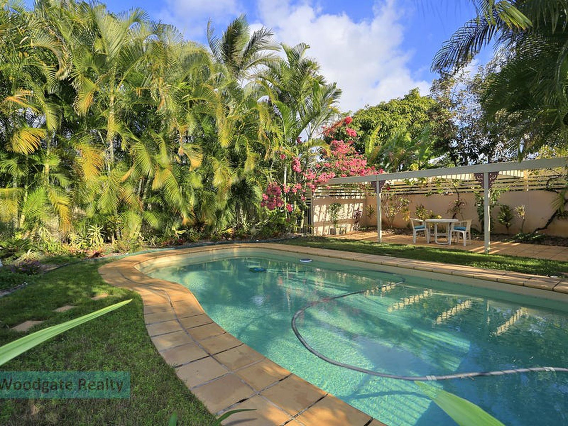 55 Mackerel St, Woodgate