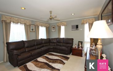 8 Grant Court, Beaconsfield Upper