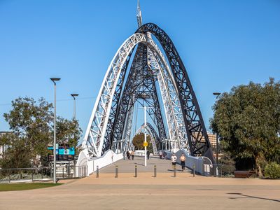 10 / 35 Wellington Street, East Perth