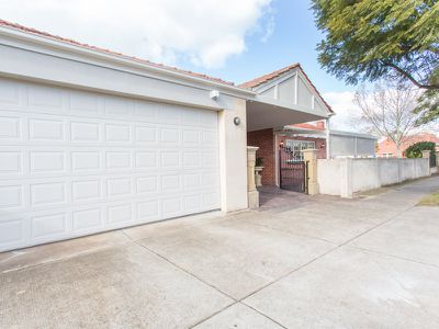 23 Brenton Avenue, South Plympton