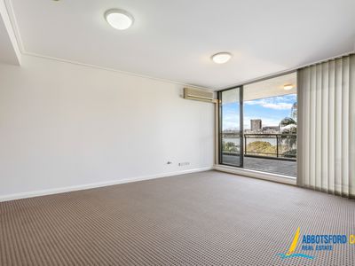 7 / 27 Bennelong Parkway, Wentworth Point