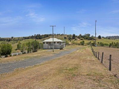 329 Tallegalla Two Tree Hill Road, Minden