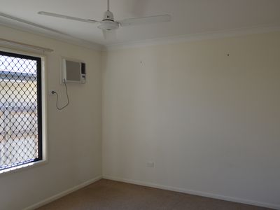 6 Grebe Court, Douglas