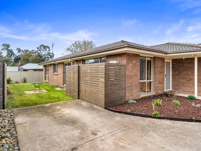 3 / 4 Mitchell Court, Mansfield