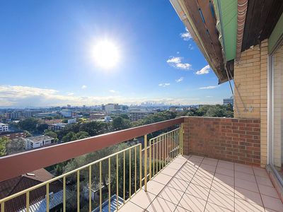 6 / 4 Kennedy Lane, Kingsford