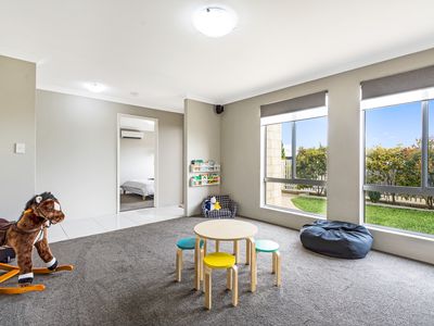 44 Tinsel Street, Yanchep