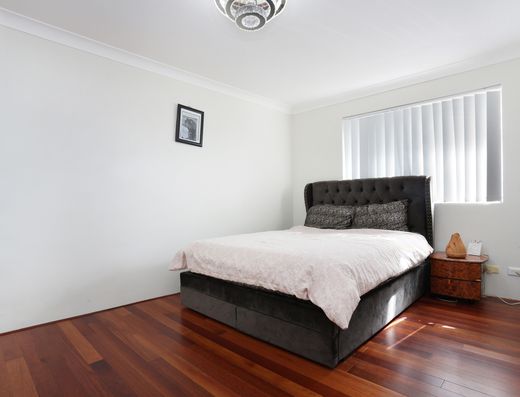 9 / 6-8 Addlestone Road, Merrylands