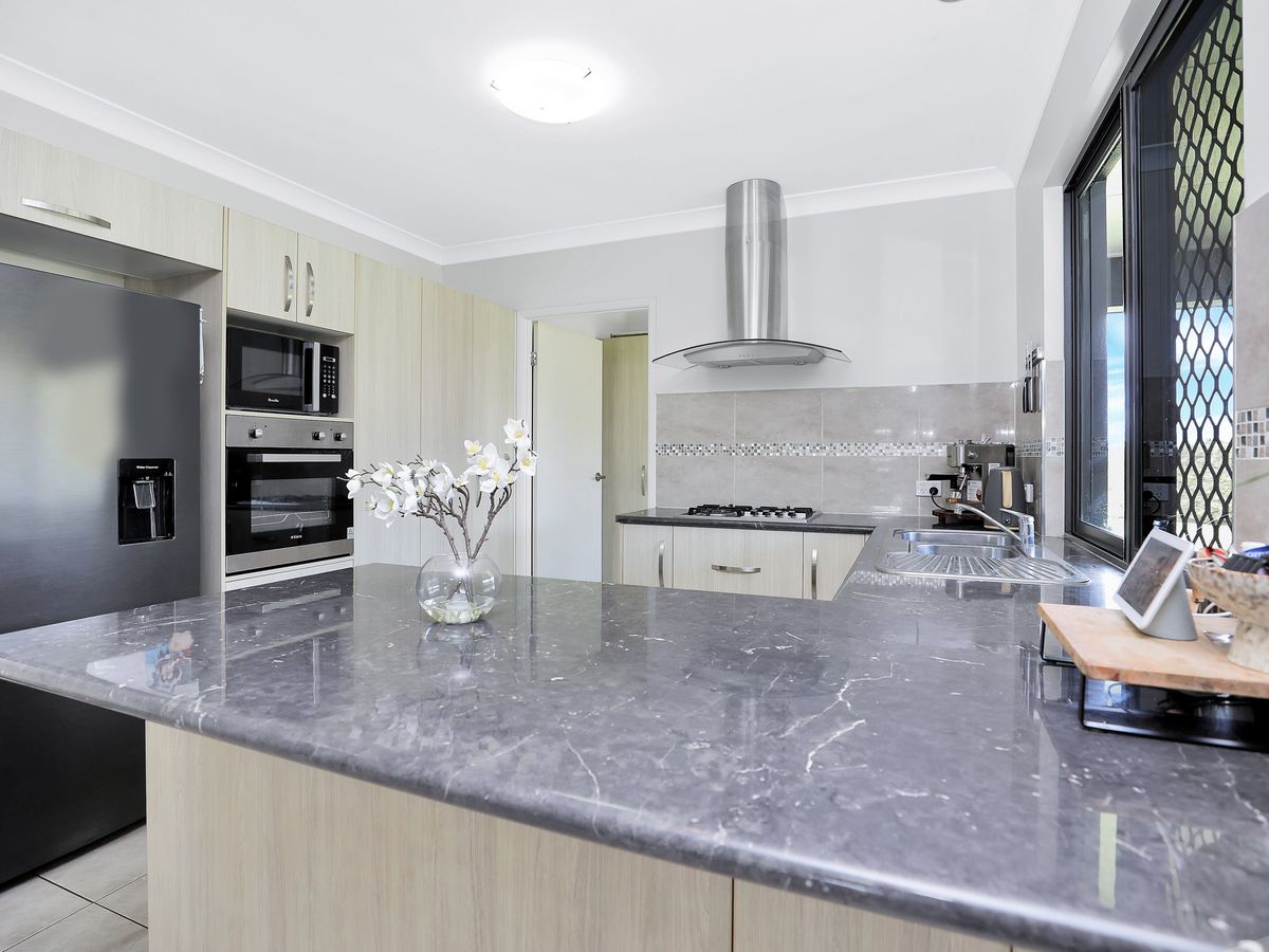 38 Jannina Drive, Atherton