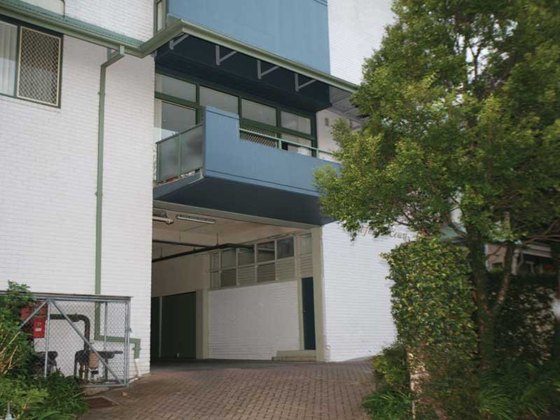 30 / 51 Hereford, Glebe