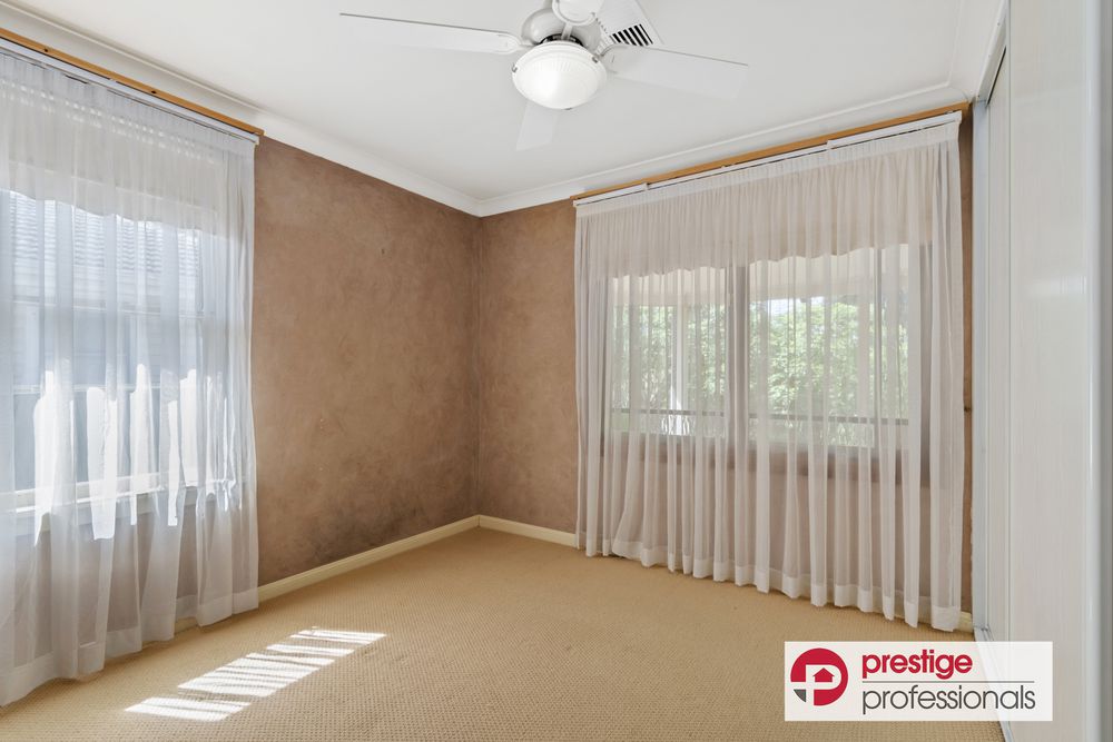 13 Salamaua Crescent, Holsworthy
