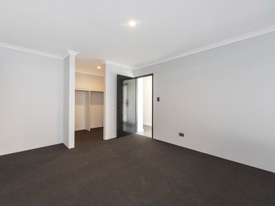 16 Mainmast Way, Port Kennedy