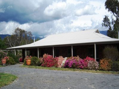 315 Mountain Creek Road , Tawonga