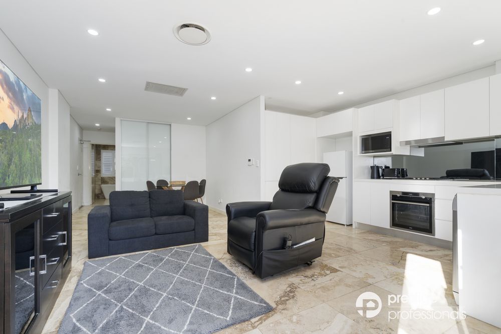 1 / 80 Lucas Avenue, Moorebank