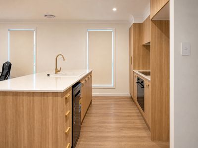 19 Sunningdale Avenue, Sussex Inlet