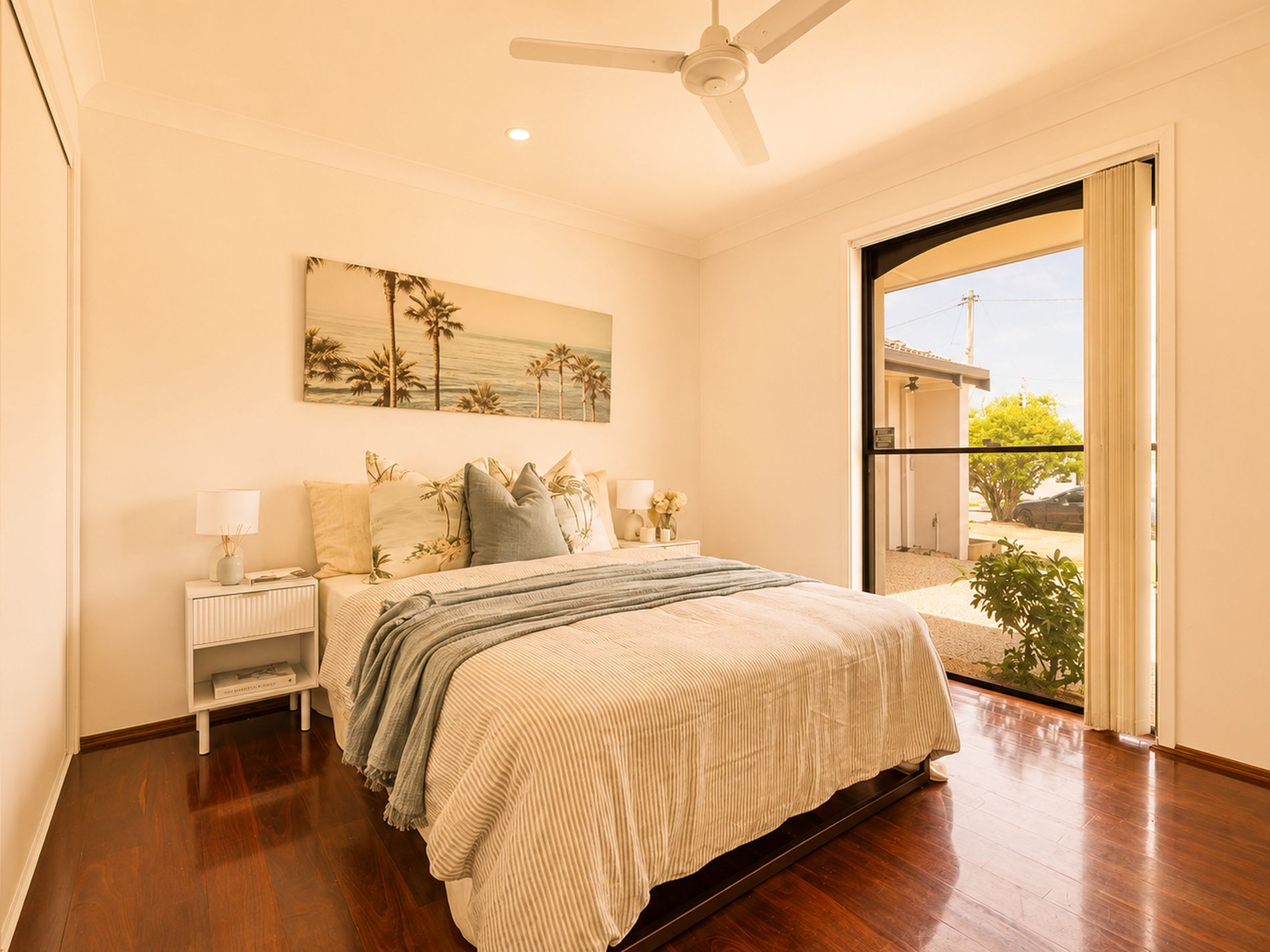 11 Ensenada Ct, Broadbeach Waters