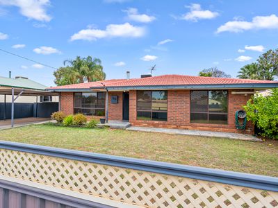 90 North Terrace, Victory Heights