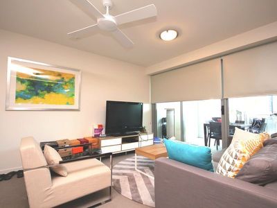 927 / 35 HARBOUR ROAD, Hamilton