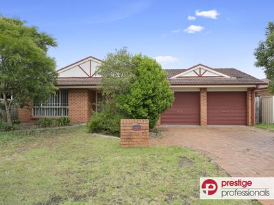 4 Timbara Court, Wattle Grove