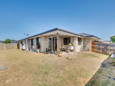 45 Stringybark Street, Regents Park