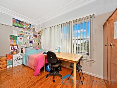 77 View St, Sefton