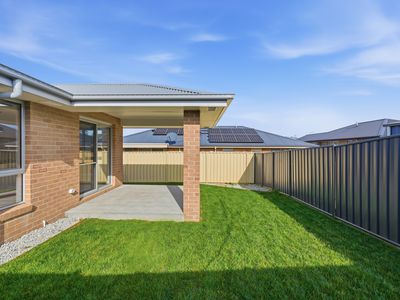 50a & 50b Deavan Drive , Shorewell Park