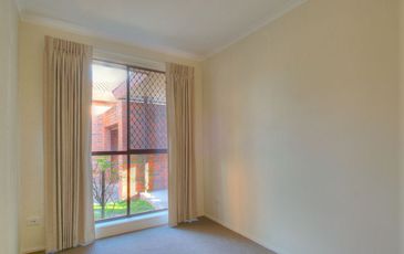 4 / 25-27 Peel Street, Berwick