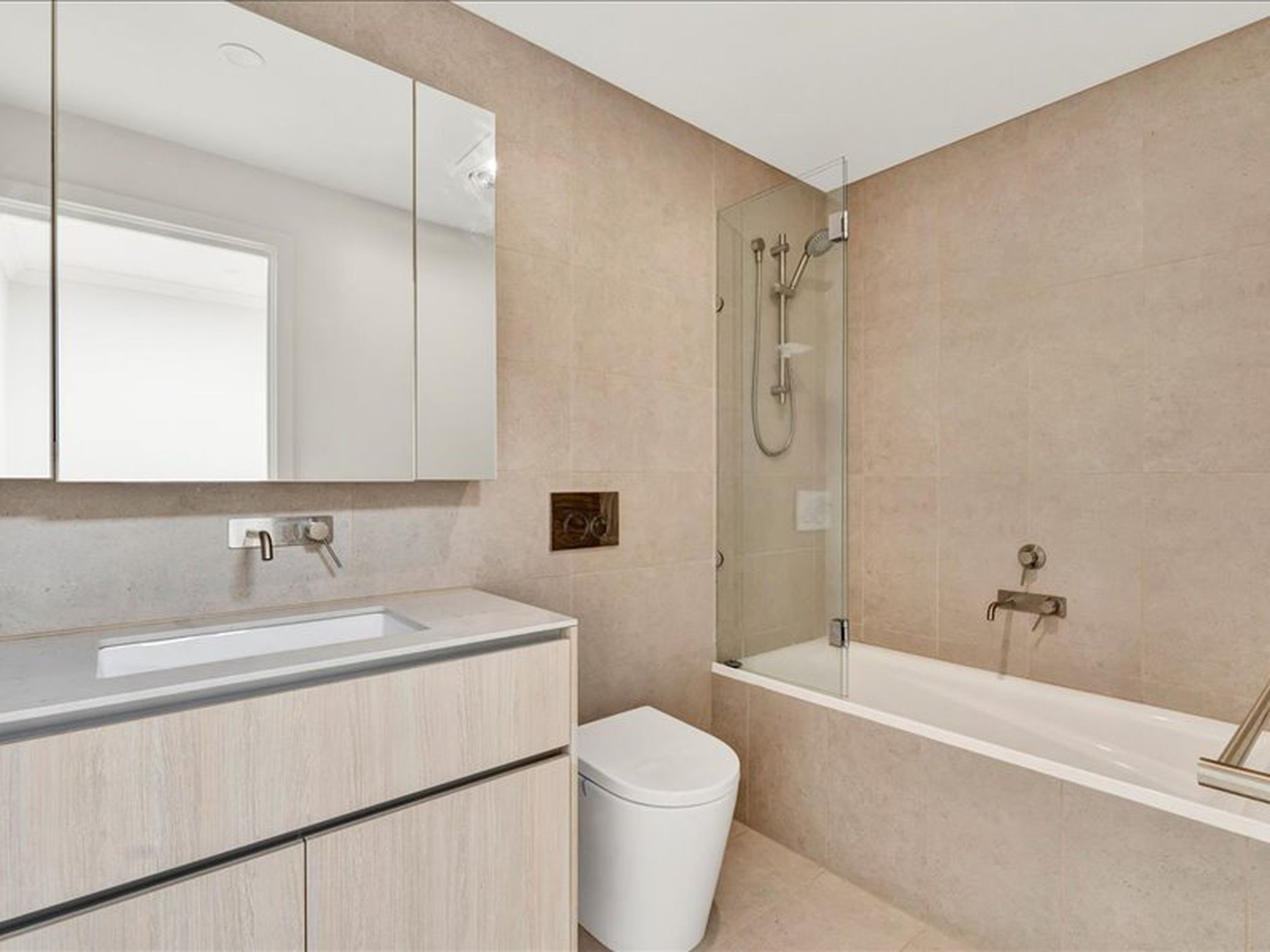 34 Luxe Terrace, Point Cook