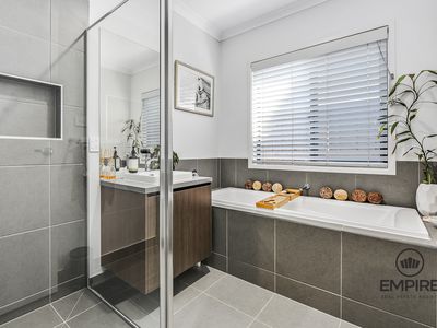 11 Placid Avenue, Clyde