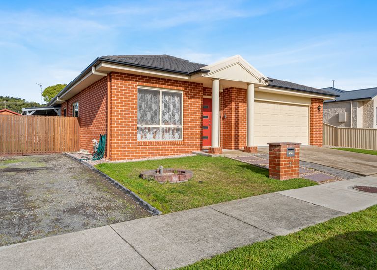 9 Coastal Court, Portland